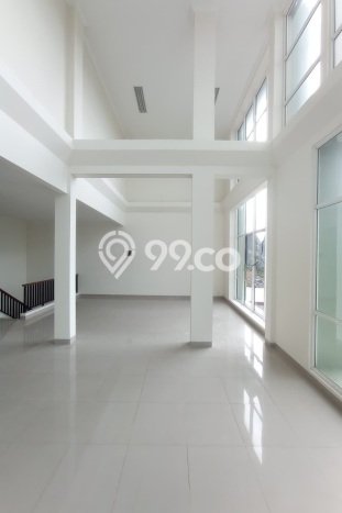 Disewakan Ruko di Kawasan Ramai Gading Serpong Luas 238m2 Disewakan Ruko di Kawasan Ramai Gading Serpong Luas 238m2