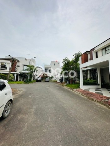KESEMPATAN TERBAIK! Rumah Nyaman area , LT 190m2m² Bangunan 150m2m² KESEMPATAN TERBAIK! Rumah Nyaman area , LT 190m2m² Bangunan 150m2m²