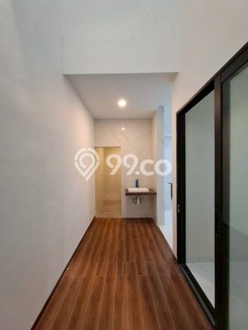 For Sale! Luxury House LT 126m2 Desain Modern di Batam Centre For Sale! Luxury House LT 126m2 Desain Modern di Batam Centre