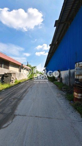 KAWASAN KOMERSIAL! Gudang Disewakan Kawasan Cakung, Luas 3000m², Jalan Utama KAWASAN KOMERSIAL! Gudang Disewakan Kawasan Cakung, Luas 3000m², Jalan Utama