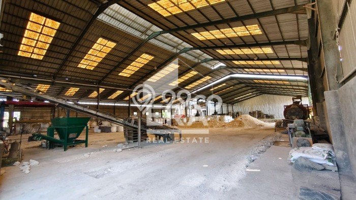 KAWASAN KOMERSIAL! Gudang Disewakan Kawasan Cakung, Luas 3000m², Jalan Utama KAWASAN KOMERSIAL! Gudang Disewakan Kawasan Cakung, Luas 3000m², Jalan Utama
