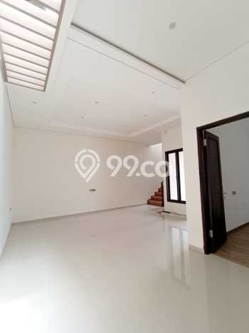 Dijual Rumah Luas Megah Dengan View Cantik di Pulo Asem, Jakarta Timur Dijual Rumah Luas Megah Dengan View Cantik di Pulo Asem, Jakarta Timur