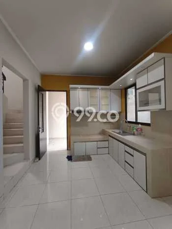 Rumah Disewakan Tangerang LT 180m2 LB 185m2 Kawasan BSD City Rumah Disewakan Tangerang LT 180m2 LB 185m2 Kawasan BSD City