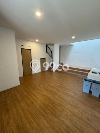 Jarang Ada! Rumah Sewa 3 Kamar Bagus Siap Huni BSD City Jarang Ada! Rumah Sewa 3 Kamar Bagus Siap Huni BSD City