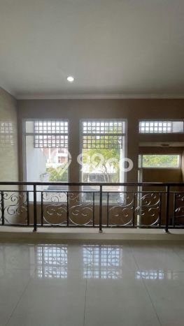 Jarang Ada! Rumah Kontrakan 3 Kamar Bagus Siap Huni BSD Green Wich Jarang Ada! Rumah Kontrakan 3 Kamar Bagus Siap Huni BSD Green Wich