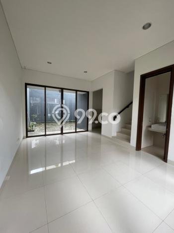 Disewakan! Rumah 3 Kamar Tidur &
3 Kamar Mandi di BSD City, Tangerang Disewakan! Rumah 3 Kamar Tidur &
3 Kamar Mandi di BSD City, Tangerang