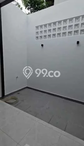 Sewa cepat hunian minimalis lokasi strategis 2 Kamar di BSD City, Tangerang Sewa cepat hunian minimalis lokasi strategis 2 Kamar di BSD City, Tangerang