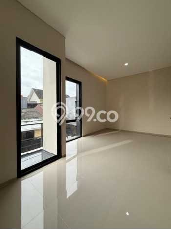 Rumah Minimalis 3 Kamar LT 72m2 di BSD Nusaloka Rumah Minimalis 3 Kamar LT 72m2 di BSD Nusaloka