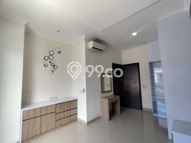 Disewakan! Rumah 3 Kamar Tidur &
2 Kamar Mandi di BSD Alegria, Tangerang Disewakan! Rumah 3 Kamar Tidur &
2 Kamar Mandi di BSD Alegria, Tangerang