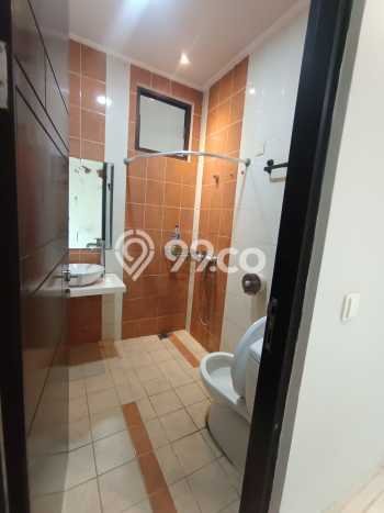 Rumah Disewakan Tangerang LT 180m2 LB 185m2 Kawasan BSD City Rumah Disewakan Tangerang LT 180m2 LB 185m2 Kawasan BSD City