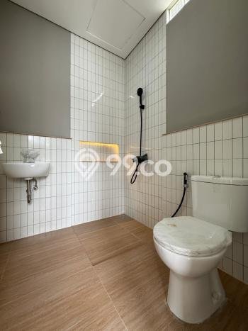 Rumah Minimalis 3 Kamar LT 72m2 di BSD Nusaloka Rumah Minimalis 3 Kamar LT 72m2 di BSD Nusaloka