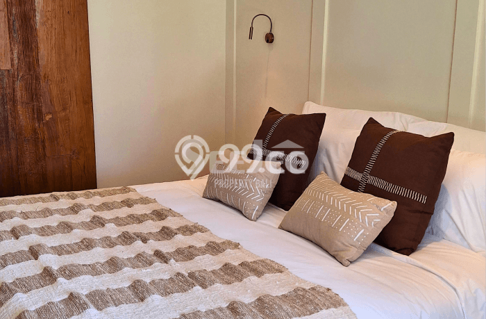 Vila di , Area 135m2m², Akses ke Fasilitas Umum Vila di , Area 135m2m², Akses ke Fasilitas Umum