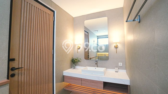 INVESTASI POTENSIAL! Vila di , Luas 246m2m², Area Potensial INVESTASI POTENSIAL! Vila di , Luas 246m2m², Area Potensial