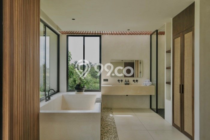 Vila Tenang di , Ukuran 250m2m², Dekat ke beragam fasilitas Vila Tenang di , Ukuran 250m2m², Dekat ke beragam fasilitas