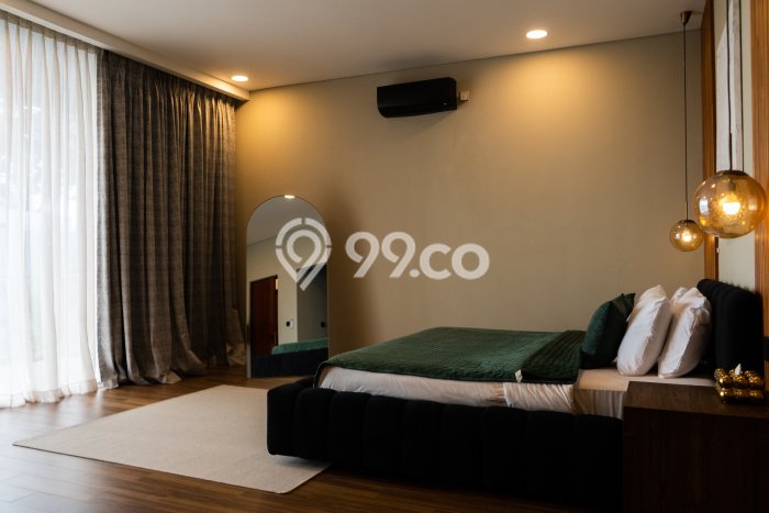 Vila Premium Kawasan , Area 300m2m², Lingkungan Asri Vila Premium Kawasan , Area 300m2m², Lingkungan Asri
