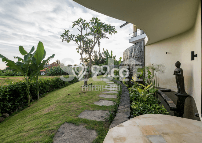 AREA PREMIUM! Vila Kawasan , Area 700m2m², Dekat pusat kota AREA PREMIUM! Vila Kawasan , Area 700m2m², Dekat pusat kota