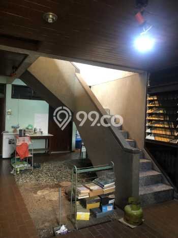 Jual Rumah Luas Elegan Dengan View Cantik di Manyar, Surabaya Jual Rumah Luas Elegan Dengan View Cantik di Manyar, Surabaya