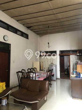 Jual Rumah Luas Elegan Dengan View Cantik di Manyar, Surabaya Jual Rumah Luas Elegan Dengan View Cantik di Manyar, Surabaya
