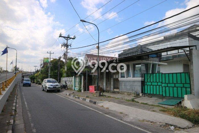Lahan Dijual Lokasi Gondokusuman, Yogyakarta dengan Luas Tanah 464m2 dan Status SHM Lahan Dijual Lokasi Gondokusuman, Yogyakarta dengan Luas Tanah 464m2 dan Status SHM
