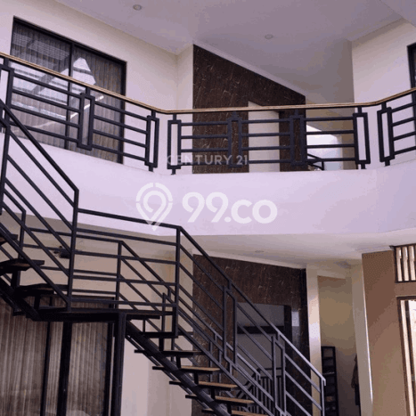 Dijual Rumah Luas Megah Dengan View Eksklusif di Caturtunggal, Yogyakarta Dijual Rumah Luas Megah Dengan View Eksklusif di Caturtunggal, Yogyakarta