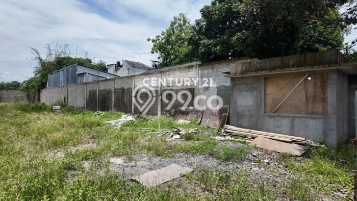 Lahan Strategis di Ngaglik Dijual dengan Luas 861m2 Lahan Strategis di Ngaglik Dijual dengan Luas 861m2