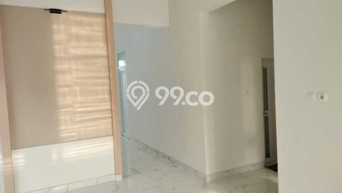 Dijual Rumah Premium dengan Fasilitas Sekitar Komplit di Semarang Barat, Semarang Dijual Rumah Premium dengan Fasilitas Sekitar Komplit di Semarang Barat, Semarang