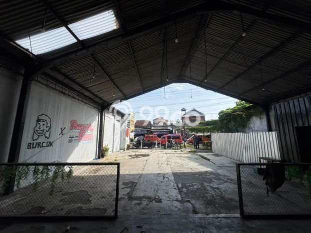 Gudang Bagus Dijual LB 250m2 Lokasi Strategis Semarang Area Cocok untuk Berbisnis Gudang Bagus Dijual LB 250m2 Lokasi Strategis Semarang Area Cocok untuk Berbisnis