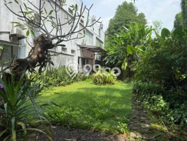 Tanah Dijual Lokasi Strategis di Jakarta Selatan dengan Luas 8401m2 Tanah Dijual Lokasi Strategis di Jakarta Selatan dengan Luas 8401m2