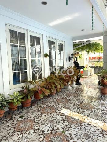 For Sale! Luxury House LT 700m2 Desain Elegan di Pondok Indah For Sale! Luxury House LT 700m2 Desain Elegan di Pondok Indah