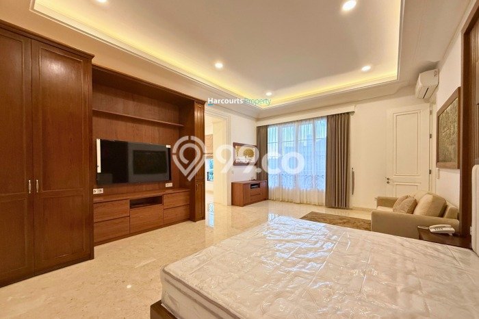 For Sale! Luxury House LT 517m2 Desain Modern di Kemang For Sale! Luxury House LT 517m2 Desain Modern di Kemang