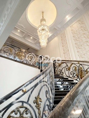 Dijual Rumah Premium dengan Fasilitas Sekitar Lengkap di Mampang Prapatan, Jakarta Selatan Dijual Rumah Premium dengan Fasilitas Sekitar Lengkap di Mampang Prapatan, Jakarta Selatan