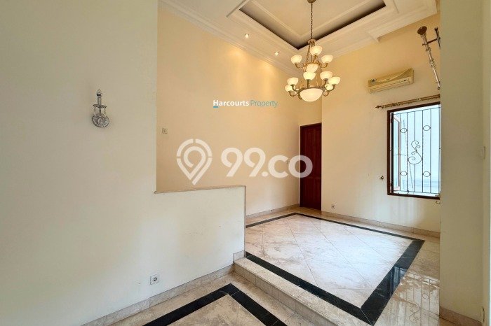 Hunian Minimalis dengan LT 420m2 & LB 998m2 Dikontrakkan di Pondok Indah Hunian Minimalis dengan LT 420m2 & LB 998m2 Dikontrakkan di Pondok Indah