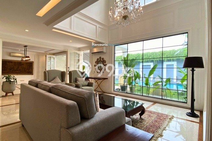 Hunian Bagus Disewakan di Pondok Indah, Jakarta Selatan LT 422m2, LB 650m2 Hunian Bagus Disewakan di Pondok Indah, Jakarta Selatan LT 422m2, LB 650m2