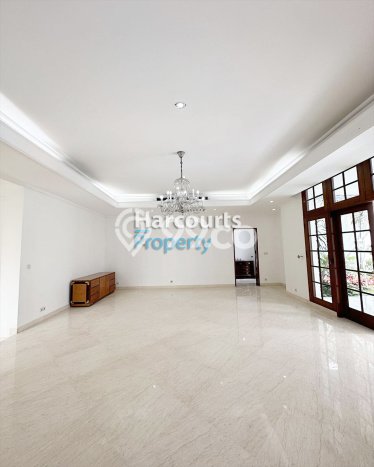 Hunian Modern Dikontrakkan 5 Kamar di Menteng Boleh Nego Hunian Modern Dikontrakkan 5 Kamar di Menteng Boleh Nego