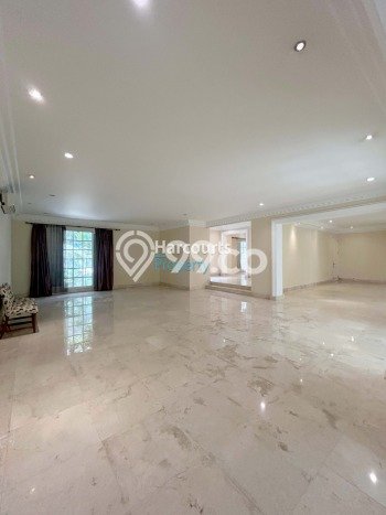 Rumah Elit Modern Siap Huni di Senopati Jakarta Selatan Rumah Elit Modern Siap Huni di Senopati Jakarta Selatan