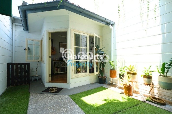 Rumah Elit LB 492m2 Siap Pakai Desain Elegan di Senopati, Jakarta Selatan Rumah Elit LB 492m2 Siap Pakai Desain Elegan di Senopati, Jakarta Selatan