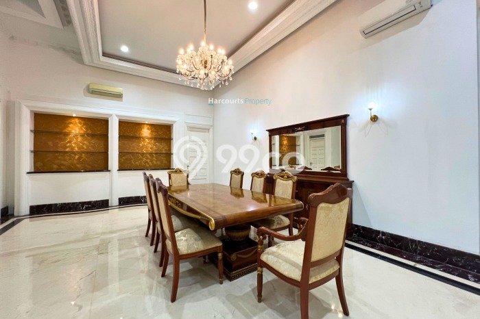 Jual Rumah Luas Megah Dengan View Cantik di Senayan, Jakarta Selatan Jual Rumah Luas Megah Dengan View Cantik di Senayan, Jakarta Selatan