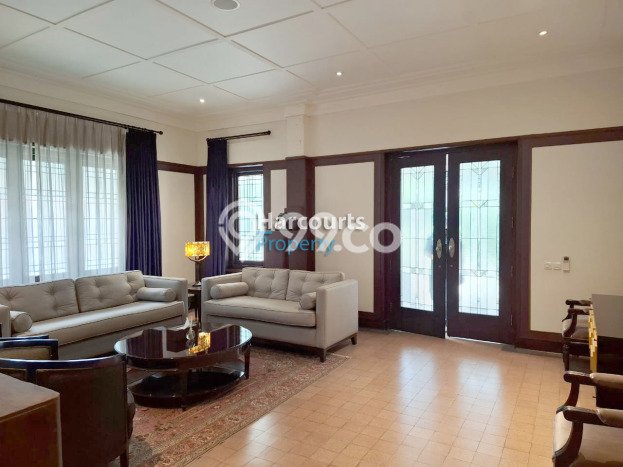 Komersial Dijual Lokasi Stratagis di Menteng Jakarta Pusat Cocok untuk Bisnis Komersial Dijual Lokasi Stratagis di Menteng Jakarta Pusat Cocok untuk Bisnis