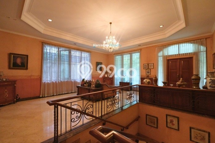 Hunian Mewah Dijual LT 1009m2 di Kebayoran Baru, Jakarta Selatan Hunian Mewah Dijual LT 1009m2 di Kebayoran Baru, Jakarta Selatan