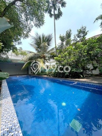 Rumah Elit Modern Siap Huni di Senopati Jakarta Selatan Rumah Elit Modern Siap Huni di Senopati Jakarta Selatan