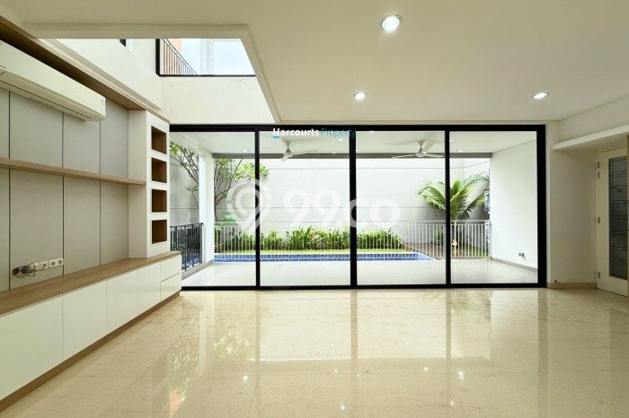 Rumah Modern Disewakan di Kebayoran Baru Jakarta Selatan Lokasi Sangat Strategis Rumah Modern Disewakan di Kebayoran Baru Jakarta Selatan Lokasi Sangat Strategis