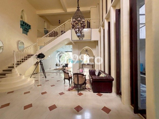 Disewakan Rumah Nyaman di Menteng Harga Rp 650 Juta/ Tahun Disewakan Rumah Nyaman di Menteng Harga Rp 650 Juta/ Tahun