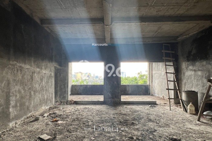 Disewakan Komersial di Kawasan Ramai Senopati Luas 192m2 Disewakan Komersial di Kawasan Ramai Senopati Luas 192m2