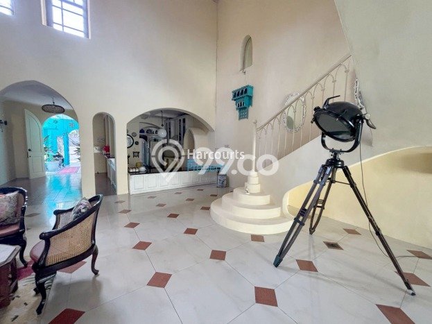 Disewakan Rumah Nyaman di Menteng Harga Rp 650 Juta/ Tahun Disewakan Rumah Nyaman di Menteng Harga Rp 650 Juta/ Tahun