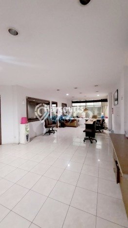 Lokasi Strategis! Dijual Ruko Bisnis di Kebayoran Baru, Jakarta Selatan Kondisi Baik Lokasi Strategis! Dijual Ruko Bisnis di Kebayoran Baru, Jakarta Selatan Kondisi Baik
