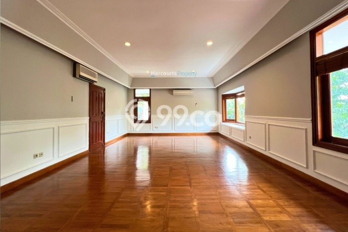 Rumah Bagus Disewakan di Kemang, Jakarta Selatan LT 1400m2, LB 1200m2 Rumah Bagus Disewakan di Kemang, Jakarta Selatan LT 1400m2, LB 1200m2