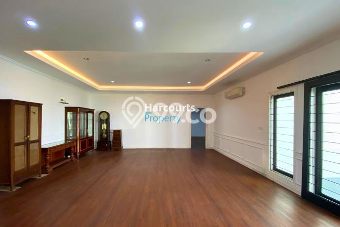 Dijual Rumah Mewah Elegan Dengan View Eksklusif di Permata Hijau, Jakarta Selatan Dijual Rumah Mewah Elegan Dengan View Eksklusif di Permata Hijau, Jakarta Selatan