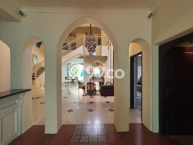 Disewakan Rumah Nyaman di Menteng Harga Rp 650 Juta/ Tahun Disewakan Rumah Nyaman di Menteng Harga Rp 650 Juta/ Tahun