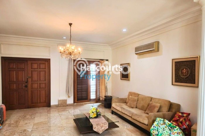 Ready to Use! Premium House LT 778m2 Desain Elegan di Permata Hijau Ready to Use! Premium House LT 778m2 Desain Elegan di Permata Hijau