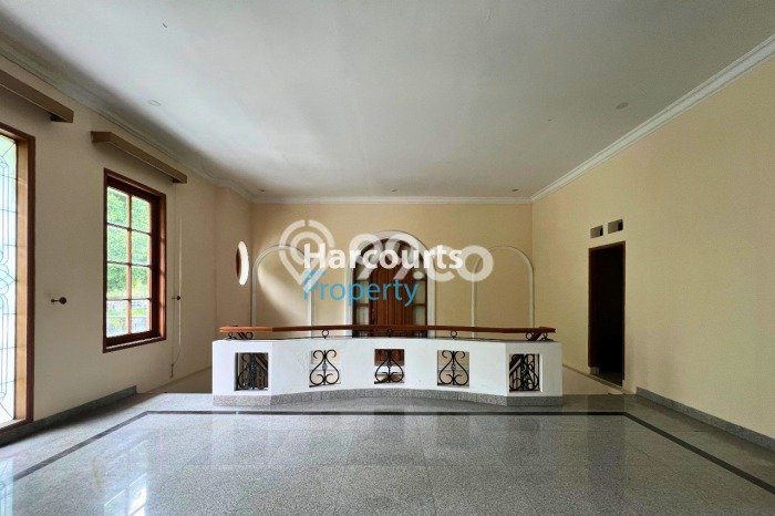 Jual Rumah Luas Elegan Dengan View Eksklusif di Wijaya, Jakarta Selatan Jual Rumah Luas Elegan Dengan View Eksklusif di Wijaya, Jakarta Selatan